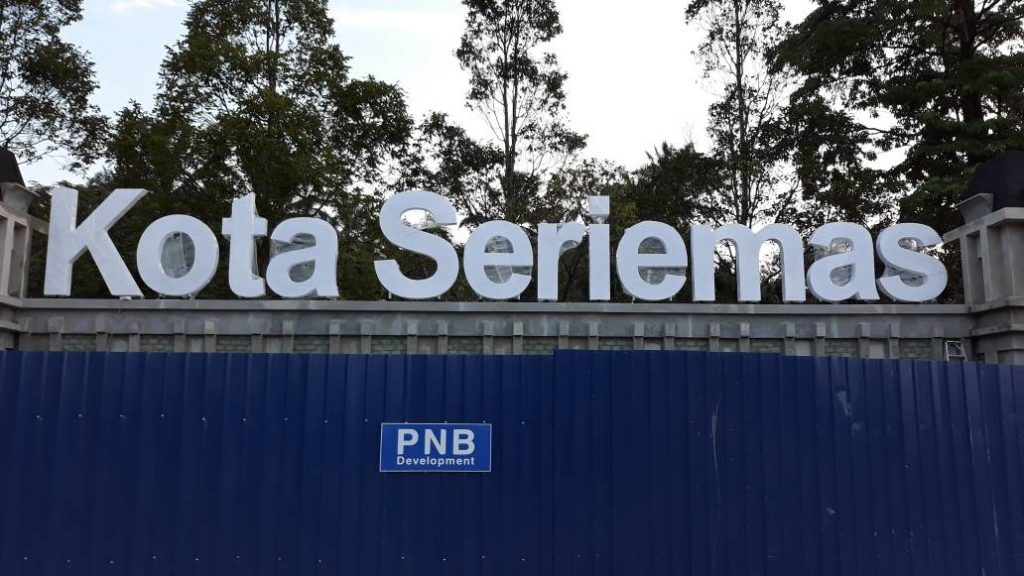 letter words papan tanda