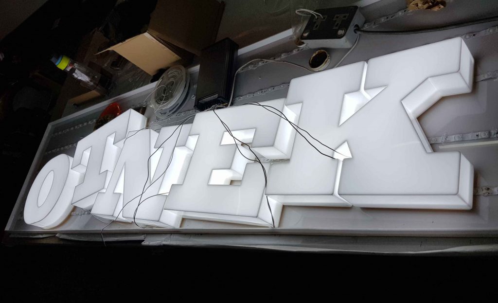 signmaker fabricaion kuala lumpur