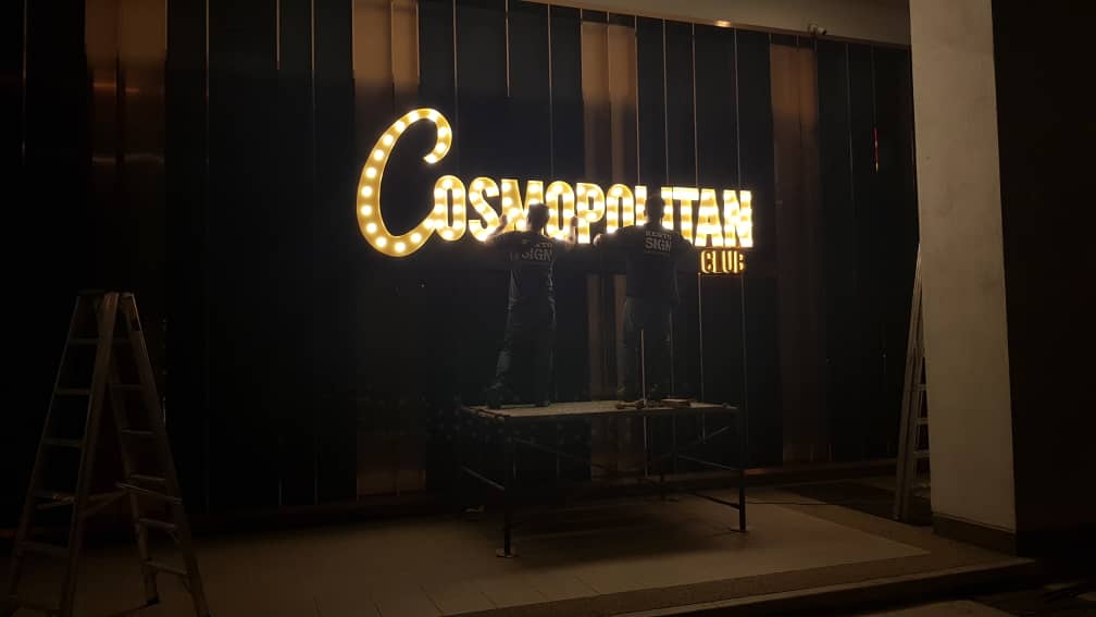 install service signboard entrance
